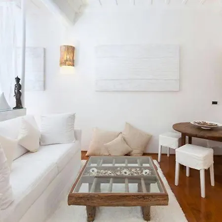 Navona Star Luxury Deluxe *